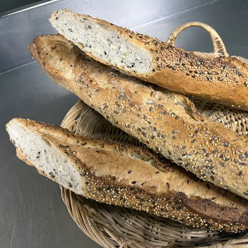 Photo de Baguette 3 céréales et 3 graines